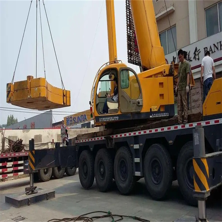 宣汉当地吊车出租|机器吊装|75吨|工厂搬迁服务